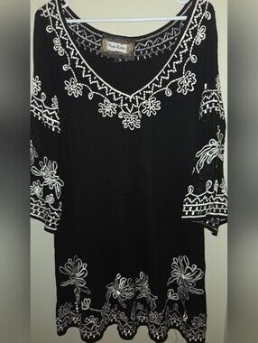 Black V-Neck Tunic Dress with White Floral Embroidery, Beaded Large